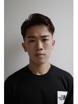 シラ(SHIRA)&nbsp;【 SHIRA 】パーマ & フェードスタイル