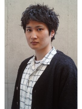 レジュアル(RESSUAL) かき上げヘア　無造作ショート