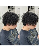 ブライト(BRIGHT)&nbsp;ツイストスパイラルパーマセンターパートウルフ