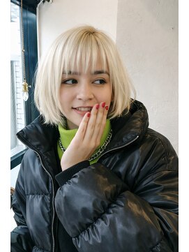 カミナ(KAMINA) 透明感たっぷりブロンドボブ