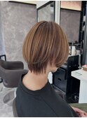 ショートボブ