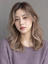 トリニティ(trinity)&nbsp;ハイライト バレイヤージュ モカベージュ レイヤーカット 豊見城