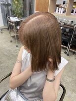 エクラヘアーズボウグループ(eclat hair’s BEAU group)&nbsp;ミルクティーベージュ