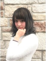 カシータ(casita)&nbsp;"casita"外国人風ブルーダークアッシュ系ダブルカラーミディ