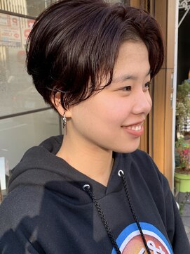 ナンプウ(Nanpu) 《Nanpu》刈り上げハンサムショート(海野夢花)