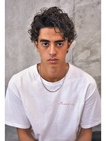 スナッグルサロン(SNUGGLE SALON)&nbsp;ツイスパ×アップバング/七三オールバックかき上げヘア/刈り上げ