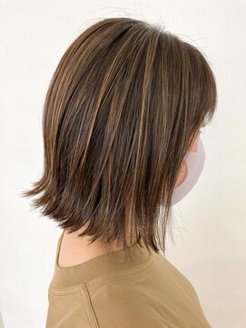 ヘッズ 本八幡店(HEADS) ハイライト 外ハネボブ HEADS 市川 学割 イルミナ