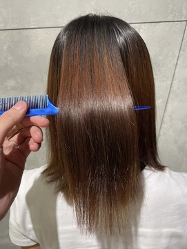 ハンナ 名古屋(HANNAH) サラツヤ 縮毛矯正