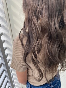 ジーナ 博多(Zina) 【Zina】キャラメルベージュ/フェザーバング/20代30代40代