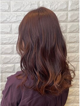 ティエル(Tiele) 春はピンクブラウン