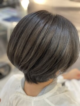 ソーホーニューヨーク 函館店(SOHOnewyork) 丸みショートレイヤー