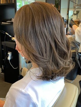 ディフィーノ 青山(DIFINO) 【DIFINO青山】透明感◎くすみベージュ