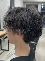 フイ 代々木(Hui) メンズ波巻きスパイラル/アップバング/ツーブロックマッシュ束感