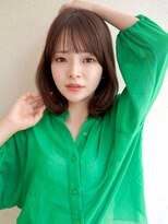 ブゾン(buZon)&nbsp;【buZon ブゾン】外はねボブ×斜めバング/グレージュカラー