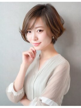 ミスグランディーヴィラス(Miss Grandee VILLAS) 大人エレガントハイライトありショートスタイル20代30代40代