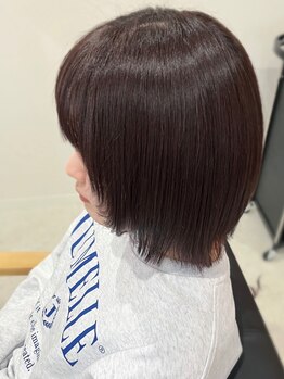 カミベヤ(KAMIBEYA)の写真/女性Stylistによる骨格/髪質など計算し尽くされたデザインカットをご提案◎おくれ毛アレンジも大人気★