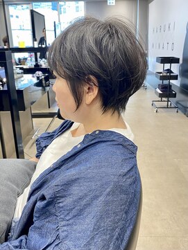 ハルキ ミナト ジャパン オオサカ(HARUKI MINATO japan OSAKA) 30代40代50代小顔似合わせカットくびレイヤーエモージュ大人可愛