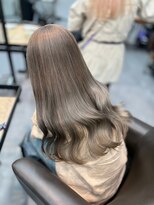 ベレーザ 渋谷(BELEZA)&nbsp;8066渋谷ブロンドミルクティーアッシュホワイト韓国ワンホンヘア