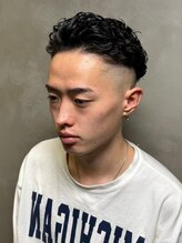 【無造作でラフな印象、外国人風のパーマが好きな方に】スペインカール