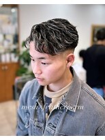 コレロ ヘアー(KORERO hair)&nbsp;10代、20代、30代に大人気フェザーパーマ、フルメッシュ