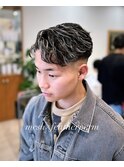 10代、20代、30代に大人気フェザーパーマ、フルメッシュ
