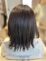 エムコレクション 丸亀店 外ハネミディアム/切りっぱなしミディアム/オリーブベージュ