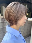 青山白髪ぼかしハンサムショートウルフベージュアッシュ40代50代
