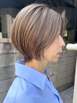 ソワネ 表参道(soigne) 青山白髪ぼかしハンサムショートウルフベージュアッシュ40代50代