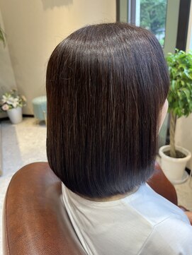 コーシェリ(Koselig) ボブスタイル