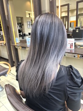 ヴァンカウンシル Kuwana(VAN COUNCIL) プリンが気にならないバレイヤージュ/グレー/シルバー/ホワイト