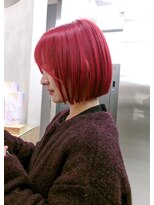 ミース(MIES) モード感のあるボブ/ワンブリーチ/レッドカラー/難波