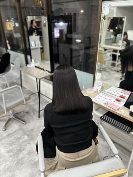 アウラ 近鉄八尾駅前店(Aura) 艶カラー