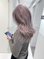 リノ(RLINO)&nbsp;【名古屋/栄】レイヤーカット/ブリーチ/グレー