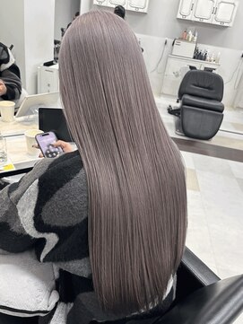 ビーシャンス(B.Chance) ホワイトシルバー