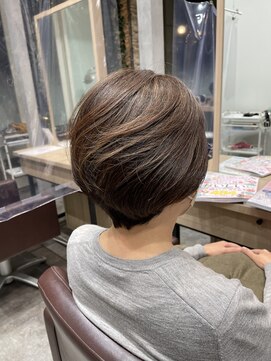 ビースリー ロア 内巻きボブ12/15