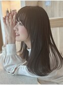 小顔美人な顔まわり/ストレートスタイル