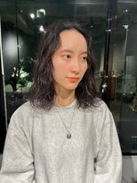 イシ(isi)&nbsp;ミディアムボブ