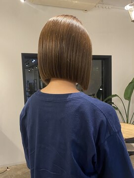 アクセント ヘアーセッション(ACCENT,HAIR SESSION) 切りっぱなしボブ