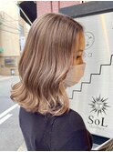 くびれカット/ライトブラウン