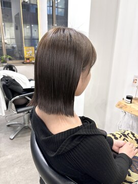 エモヘアー(emo hair) 切りっぱなしヘイリーボブ