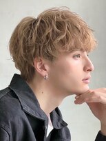 フィフス(fifth) 原宿クラウドマッシュヘアブリーチベージュカラー刈り上げfifth