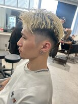 メンズサロン キング 心斎橋店(Men’s salon K!ng) ホワイトメッシュ/ツイスト/ツイスパ/パーマ/メンズ/眉毛/心斎橋