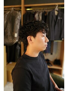 ザスーツブラザーズ 名古屋 金山店(THE SUITS BROTHERS) 金山 メンズカット フェード波巻きパーマ
