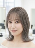 透明感ボブ x 外ハネシルエット