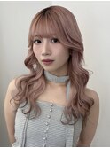 ピンクベージュ
