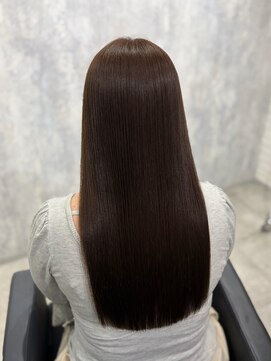 ジーナ 博多(Zina) 暗髪で艶感up!!
