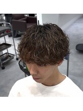 OCEANが得意とする波巻きパーマとツイストスパイラルパーマ。 そのデザインをご紹介 ［仙台/men's］