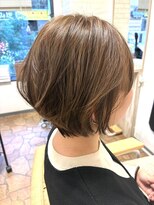 アンジュ ラヴィ(Ange Lavie) 30~50代ベージュ系ハイライトが生きるショートボブ tosa001