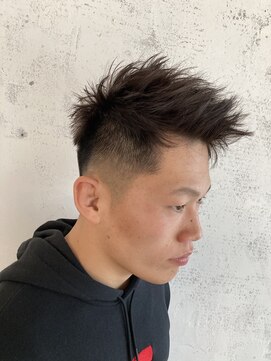 アドール(ADOR) フェード　フェードカット　メンズ