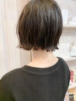 キャアリー(Caary)&nbsp;福山市　美容院人気caary濡れ髪外ハネ切りっぱなしボブ